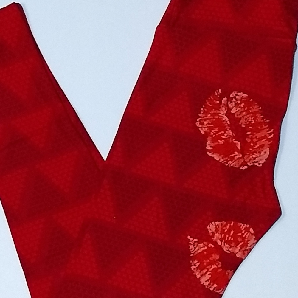 LuLaRoe Valentine's Leggings